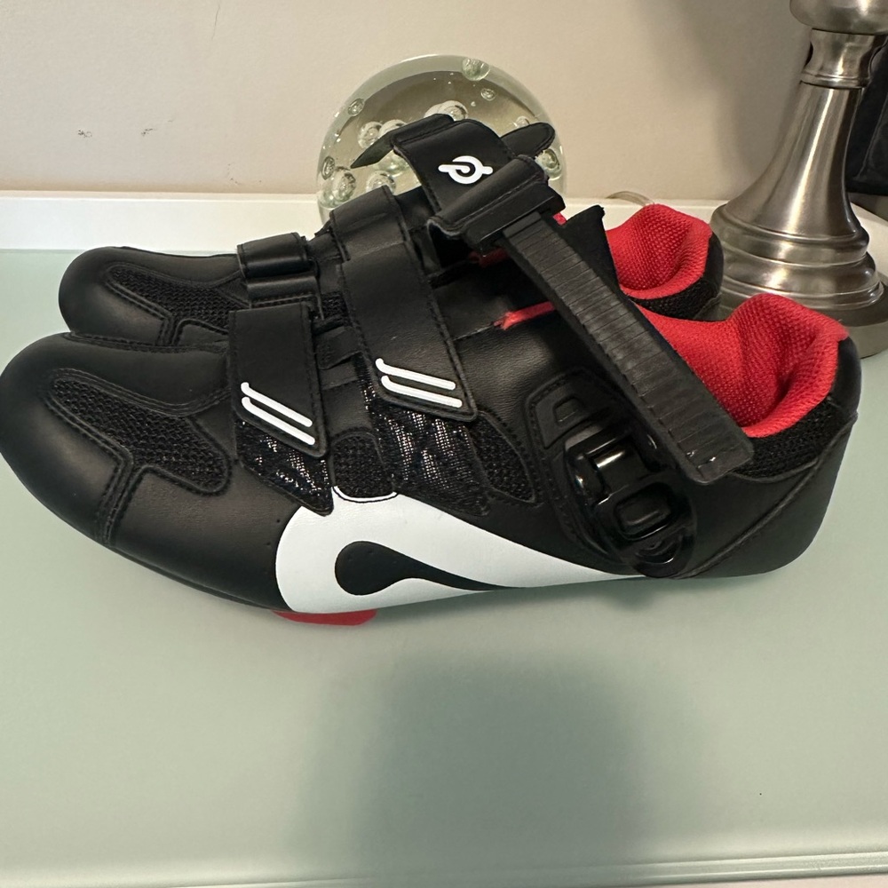 Peleton Shoes Size 41